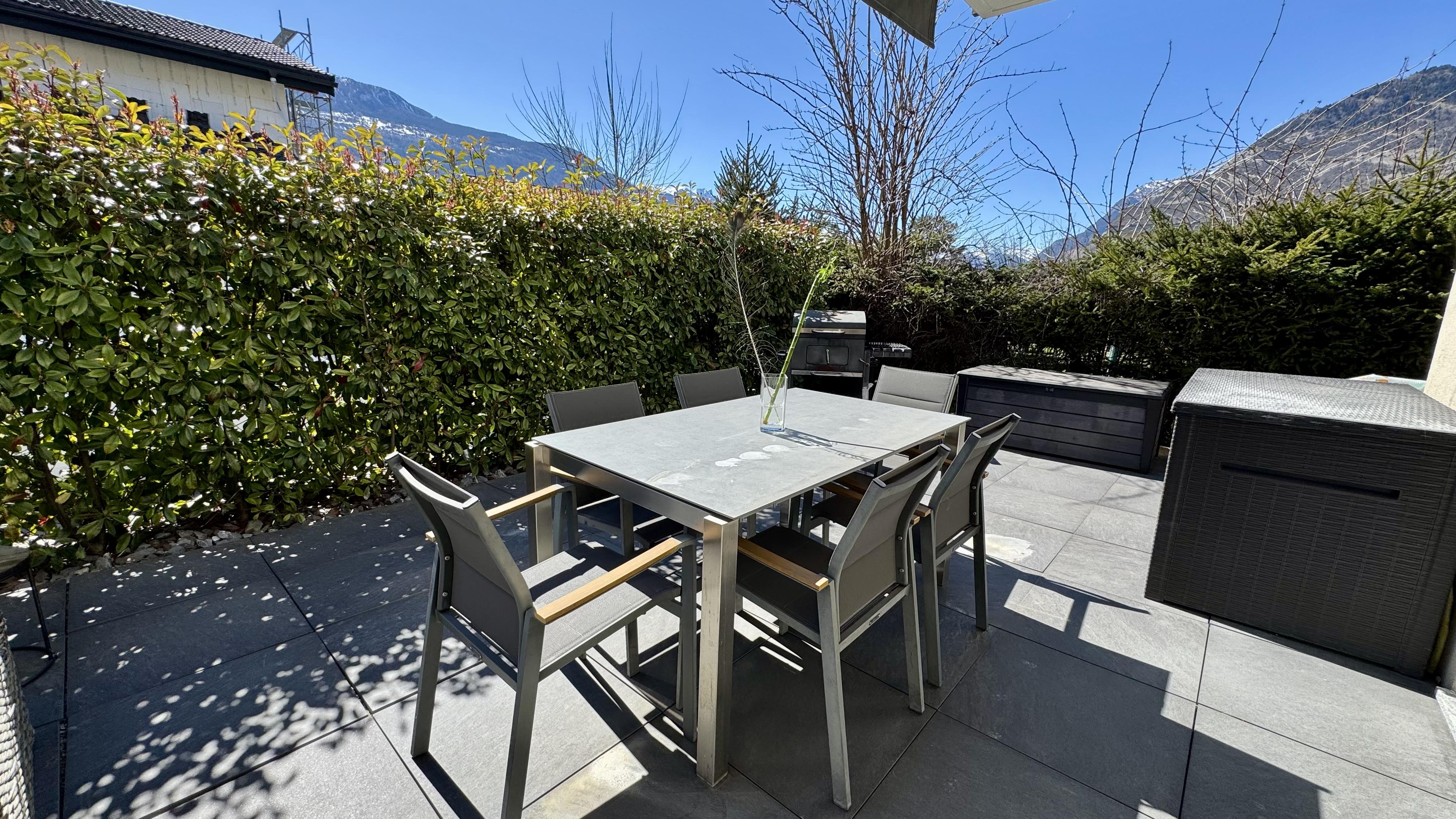 A vendre 1963 Vétroz Appartement terrasse 2.5 pièce(s)